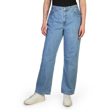 Load image into Gallery viewer, Levis Jeans