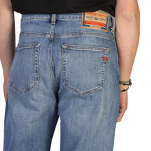 Load image into Gallery viewer, Diesel Jeans